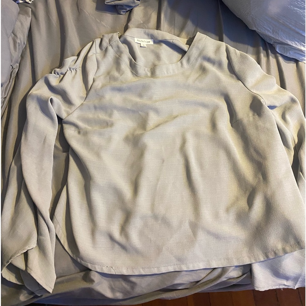 Prologue amid sleeve nice top
